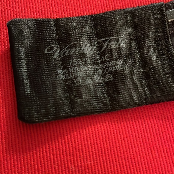 Vanity Fair Convertible Underwire Bra size 34C - Picture 7 of 7